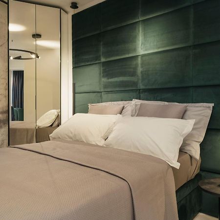 Apartments Antonia シベニク エクステリア 写真