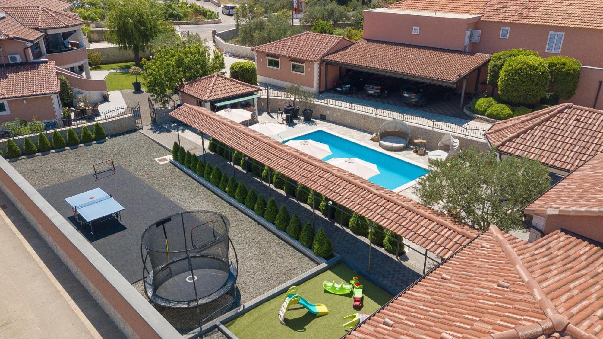 Apartments Antonia シベニク エクステリア 写真